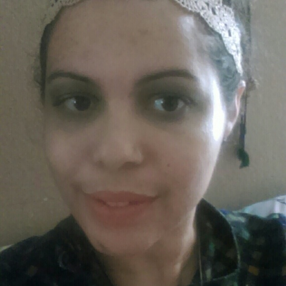 Frida Kahlo Collector's Box - Picture 4 of 8